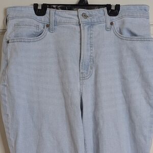 Old Navy Women's Light Blue Ankle Jeans